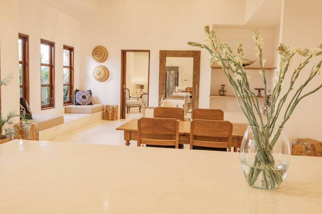 Luxury 2 Bedrooms Villa Putih Pererenan Canggu Exterior foto